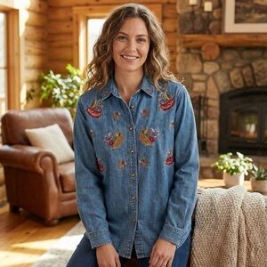 Bobby Brooks Denim Shirt‎ – Women – Button Front